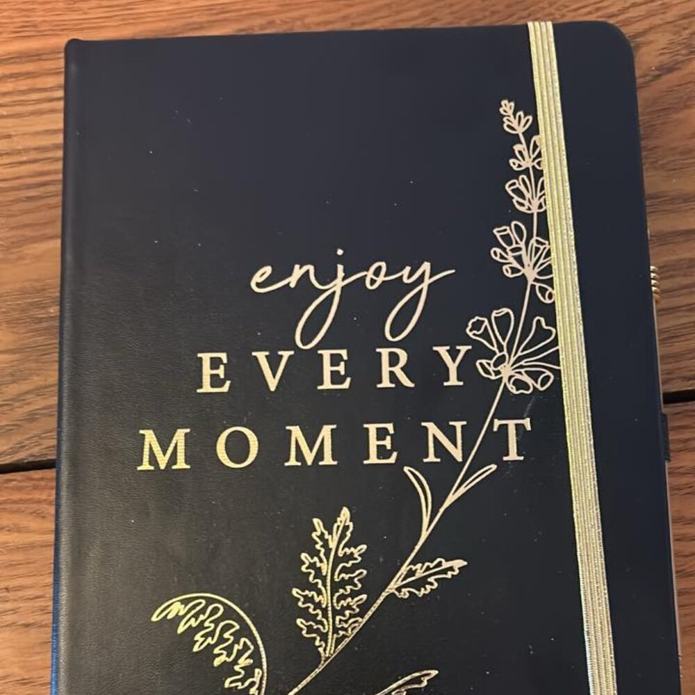 Tahari Black Journal with Gold Design Enjoyed Every Moment with pen New￼  B